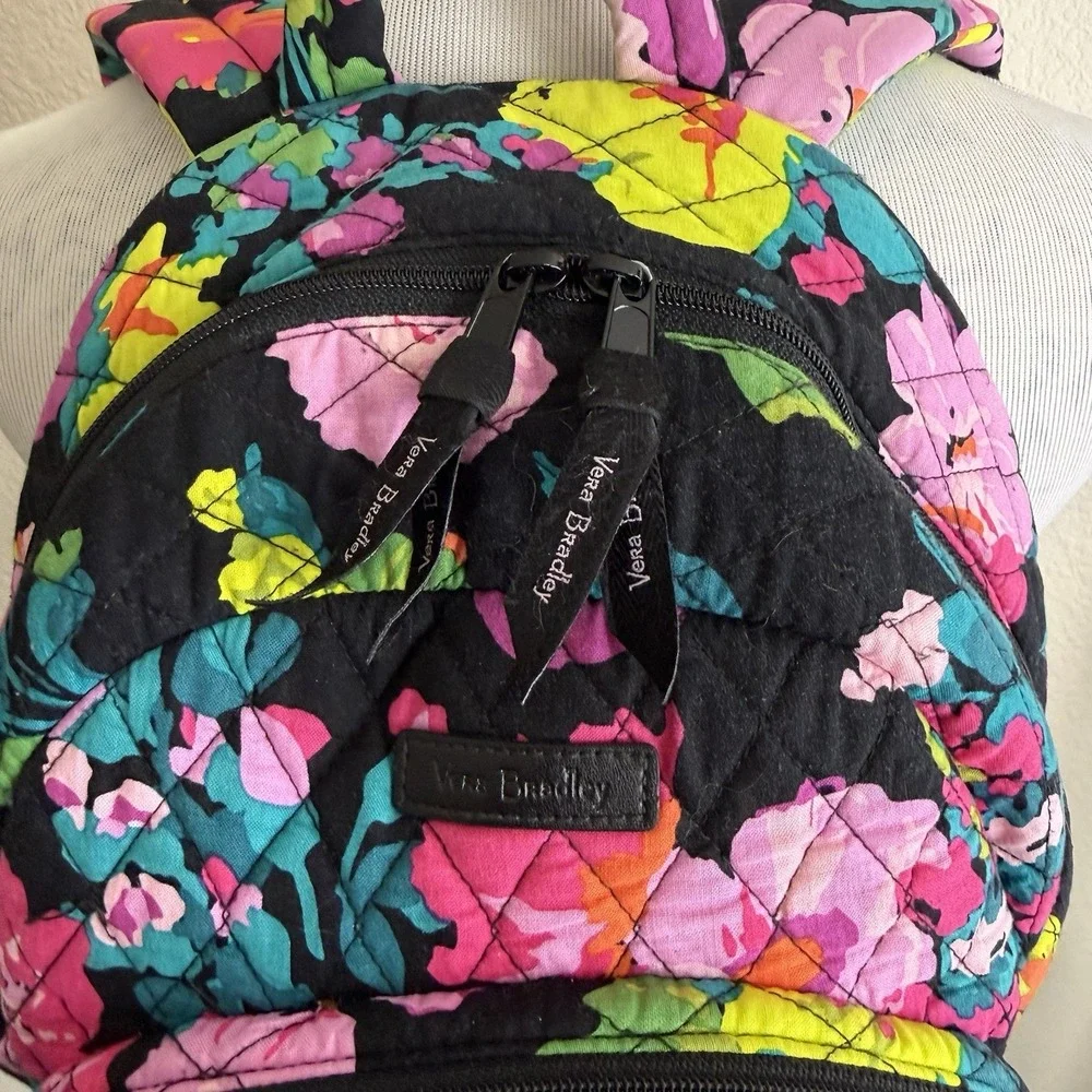 Vera Bradley Hilo Meadow Essential Backpack Small Floral Quilted Bag Used Once